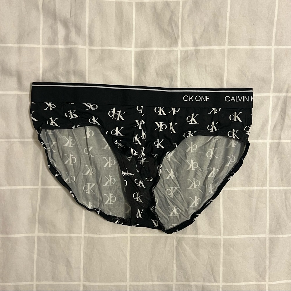 Calvin Klein briefs medium